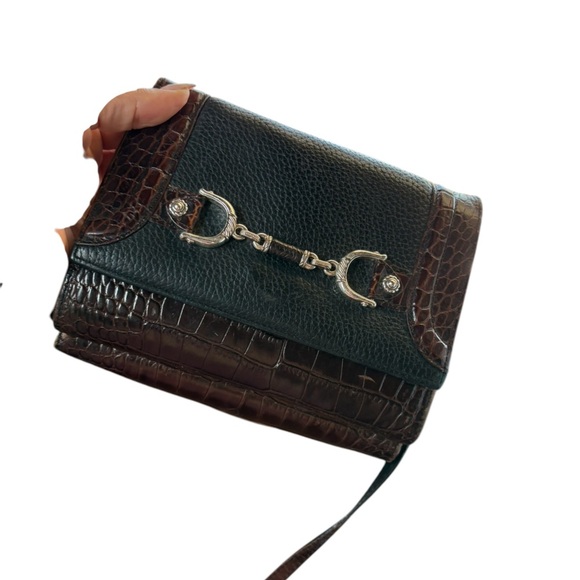 Vintage Brighton Crossbody
Handbag Black & Brown Leather
Many Compartments - Picture 4 of 16